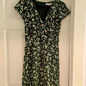 Loft green floral dress. V-neck, Wrap look